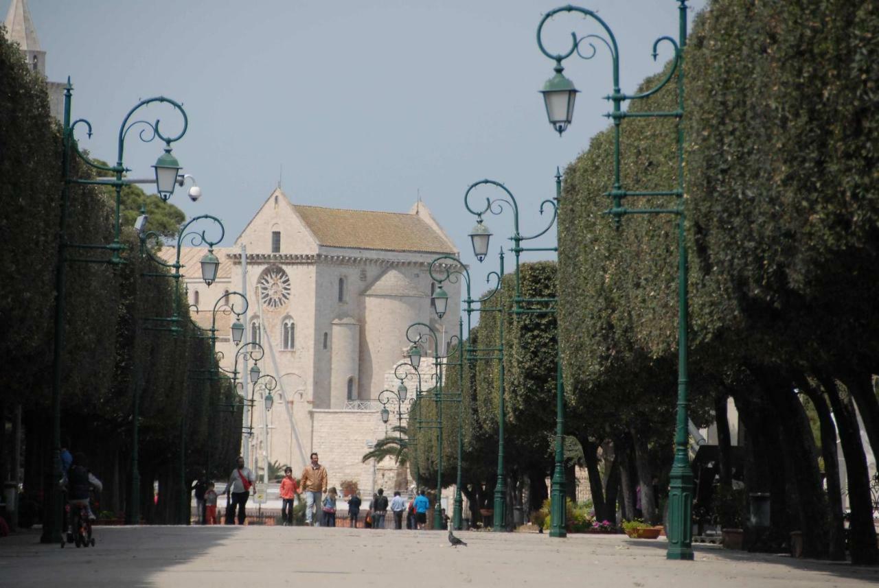 B&B Fabricanovantacinque Трани Экстерьер фото