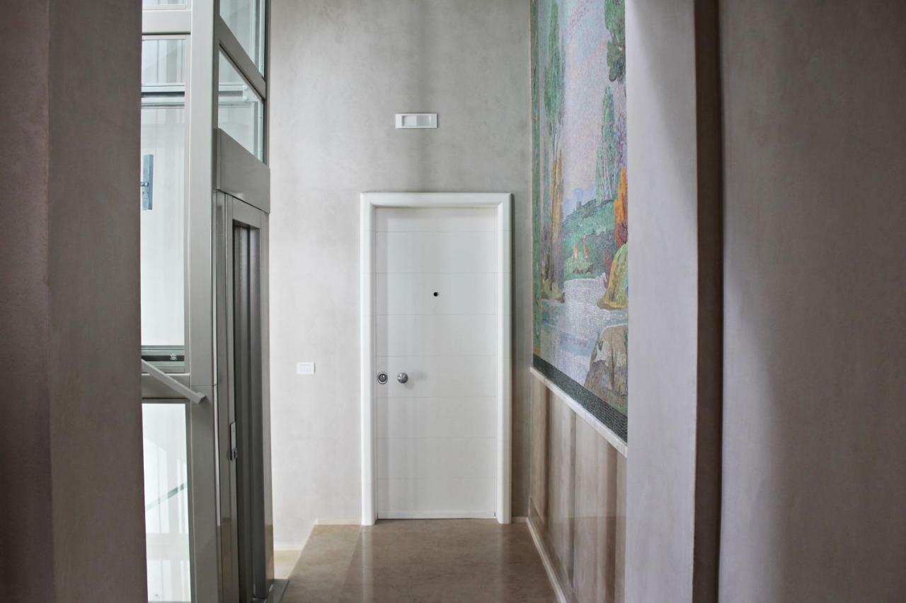 B&B Fabricanovantacinque Трани Экстерьер фото