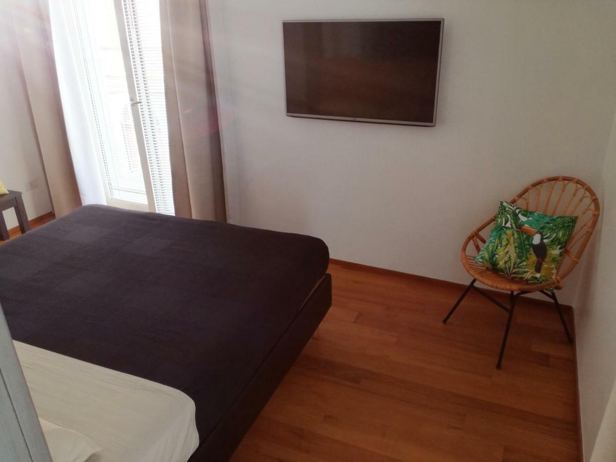 B&B Fabricanovantacinque Трани Экстерьер фото