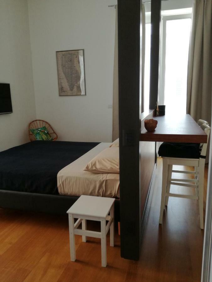B&B Fabricanovantacinque Трани Экстерьер фото